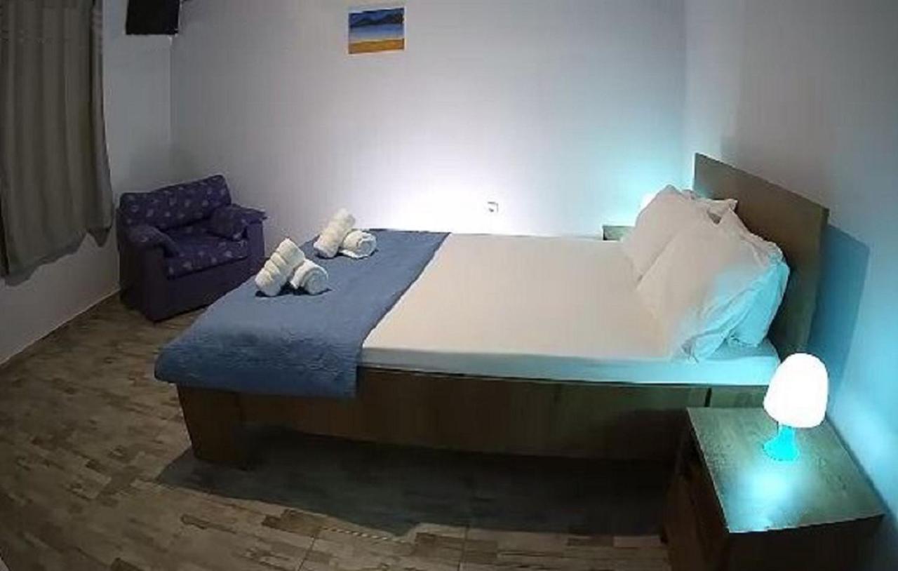 Araliki Apartments & Studios Loutra Edipsou  Luaran gambar