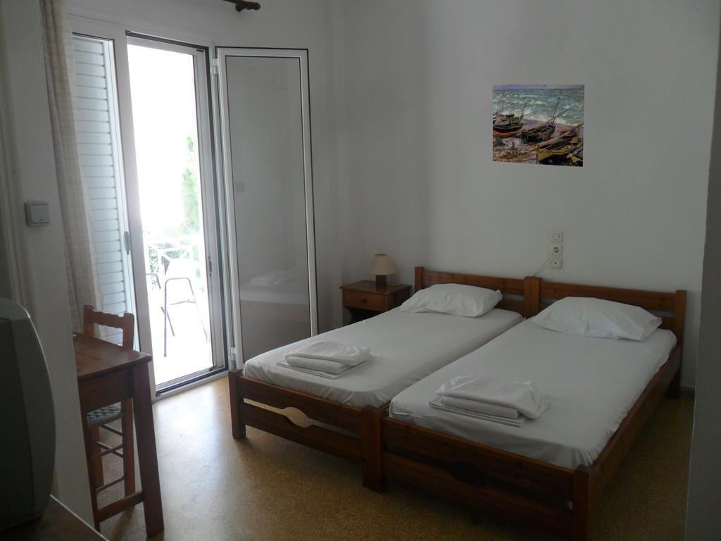 Araliki Apartments & Studios Loutra Edipsou  Bilik gambar
