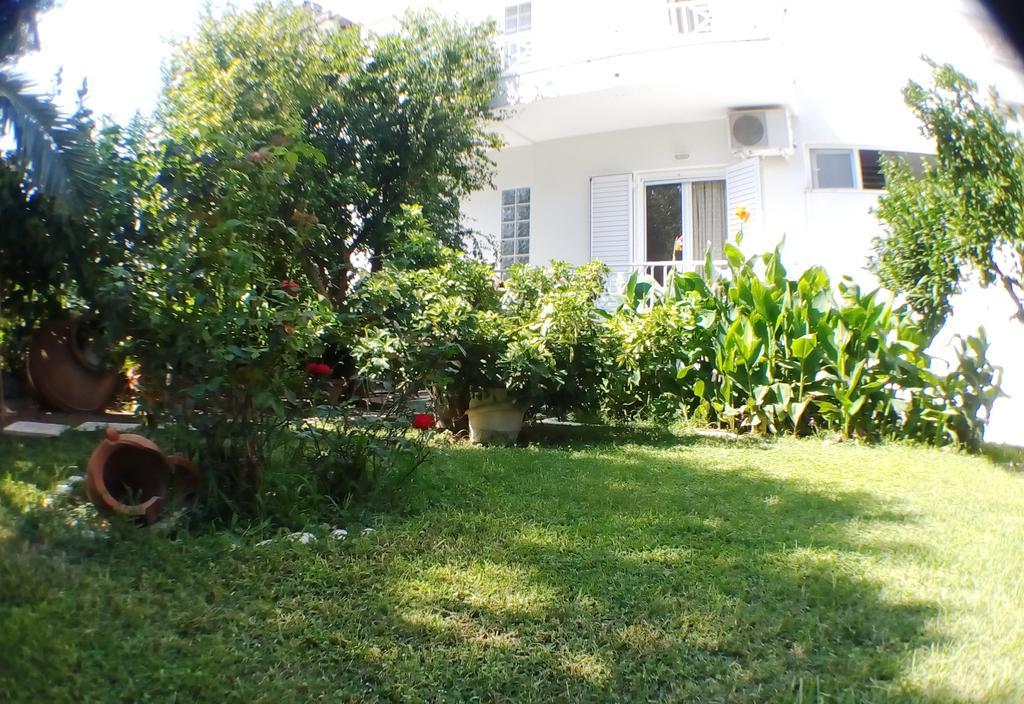 Araliki Apartments & Studios Loutra Edipsou  Luaran gambar