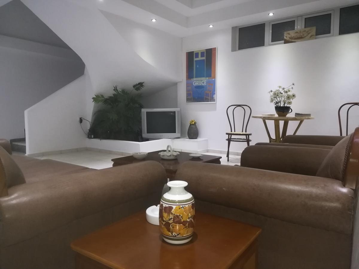 Araliki Apartments & Studios Loutra Edipsou  Luaran gambar